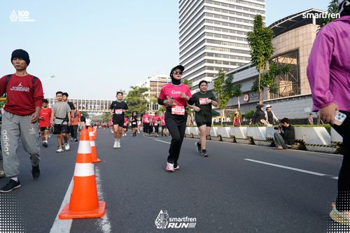 Race photo from Smartfren Run 2025 