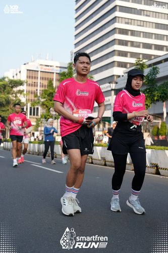 Race photo from Smartfren Run 2025 