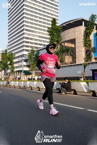 Race photo from Smartfren Run 2025 