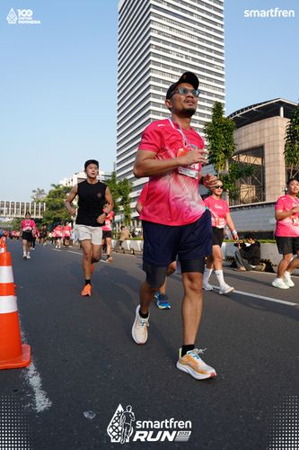 Race photo from Smartfren Run 2025 