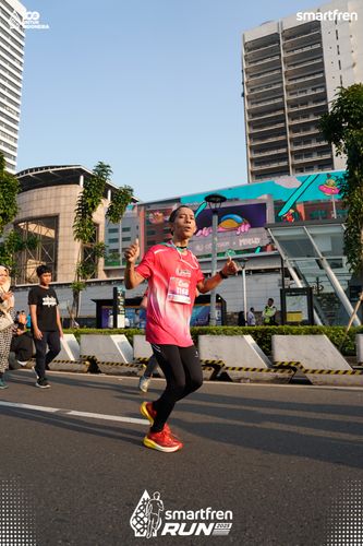 Race photo from Smartfren Run 2025 