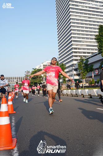 Race photo from Smartfren Run 2025 