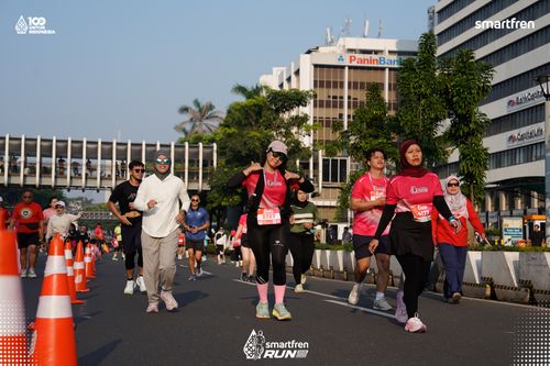 Race photo from Smartfren Run 2025 