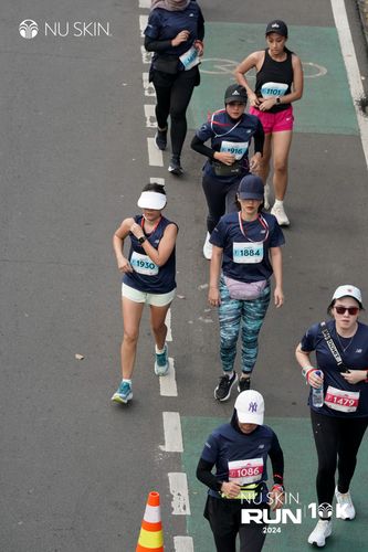 Race photo from Nu Skin Run 10K