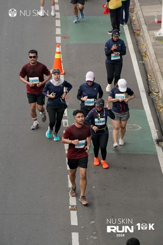 Race photo from Nu Skin Run 10K