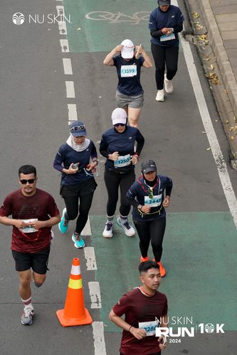Race photo from Nu Skin Run 10K