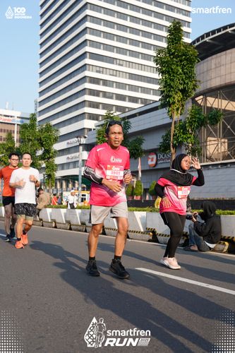 Race photo from Smartfren Run 2025 