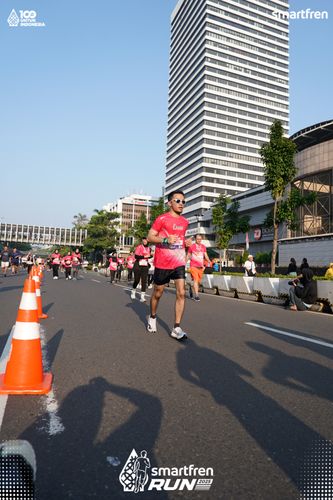 Race photo from Smartfren Run 2025 