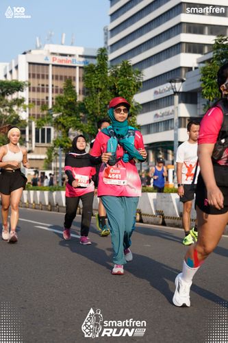 Race photo from Smartfren Run 2025 