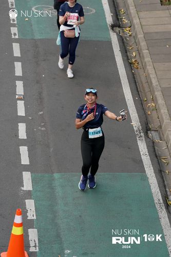 Race photo from Nu Skin Run 10K