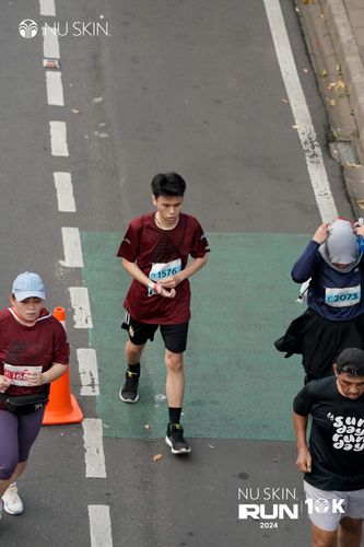 Race photo from Nu Skin Run 10K
