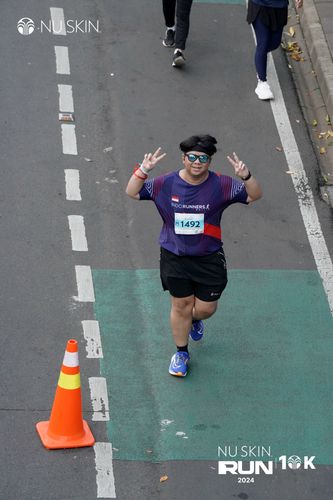 Race photo from Nu Skin Run 10K