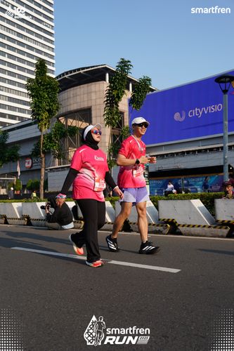 Race photo from Smartfren Run 2025 