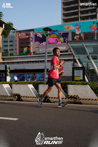 Race photo from Smartfren Run 2025 