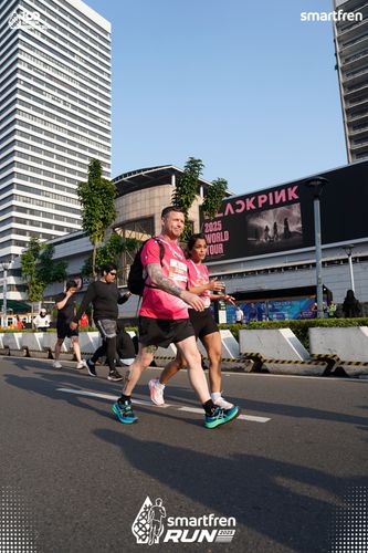 Race photo from Smartfren Run 2025 