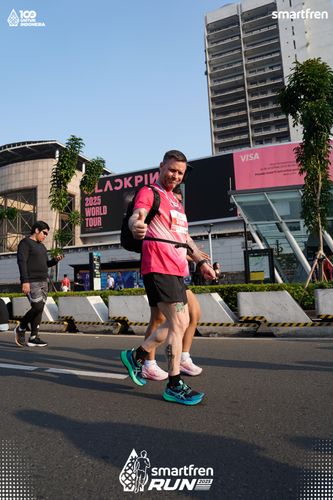 Race photo from Smartfren Run 2025 