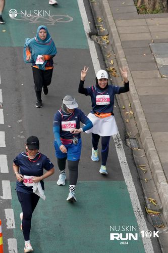 Race photo from Nu Skin Run 10K