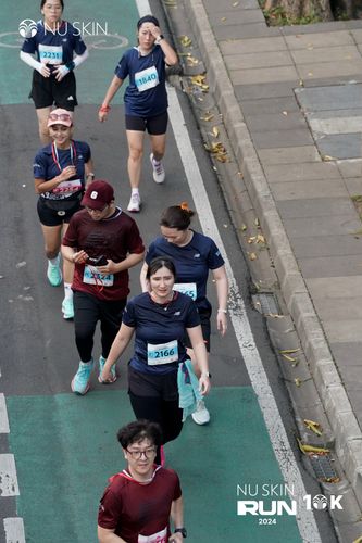 Race photo from Nu Skin Run 10K