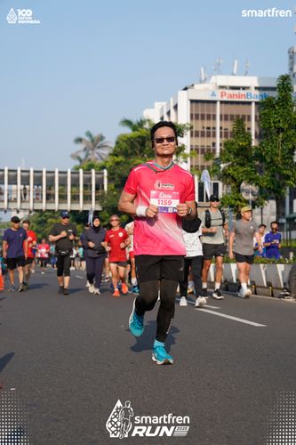 Race photo from Smartfren Run 2025 