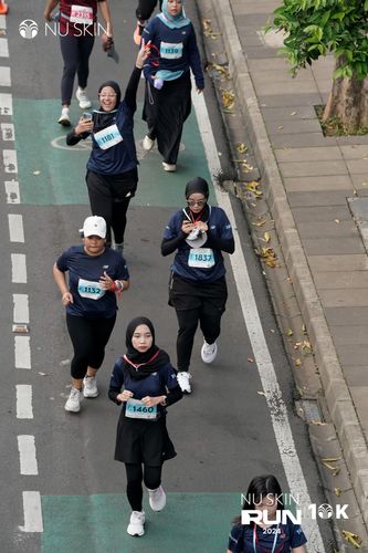 Race photo from Nu Skin Run 10K