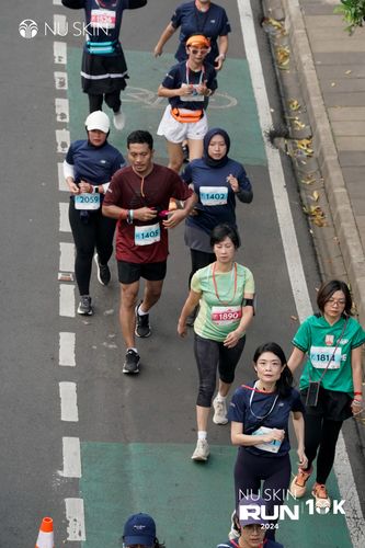 Race photo from Nu Skin Run 10K