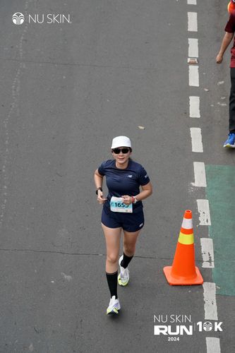 Race photo from Nu Skin Run 10K
