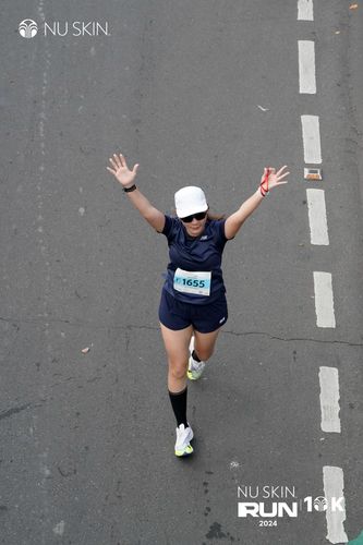 Race photo from Nu Skin Run 10K