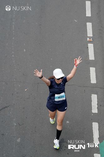 Race photo from Nu Skin Run 10K