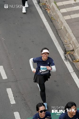Race photo from Nu Skin Run 10K