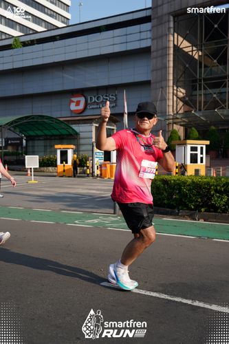 Race photo from Smartfren Run 2025 