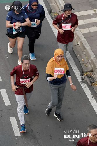 Race photo from Nu Skin Run 10K