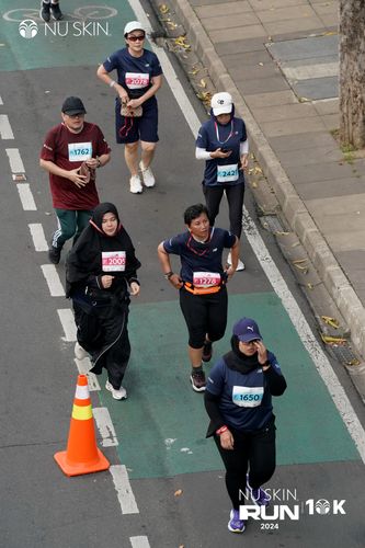 Race photo from Nu Skin Run 10K