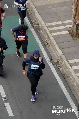 Race photo from Nu Skin Run 10K