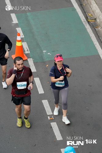 Race photo from Nu Skin Run 10K