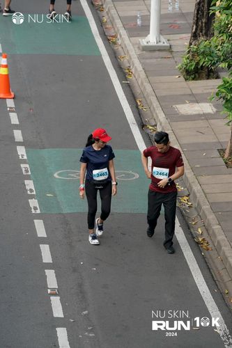 Race photo from Nu Skin Run 10K