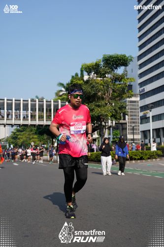 Race photo from Smartfren Run 2025 