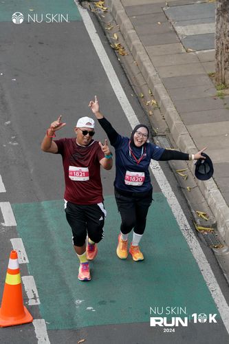 Race photo from Nu Skin Run 10K