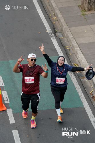 Race photo from Nu Skin Run 10K