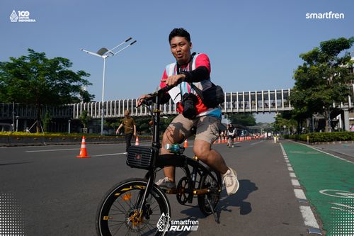 Race photo from Smartfren Run 2025 