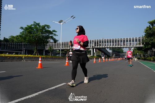 Race photo from Smartfren Run 2025 