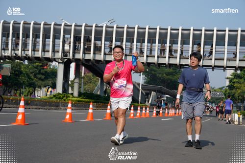 Race photo from Smartfren Run 2025 