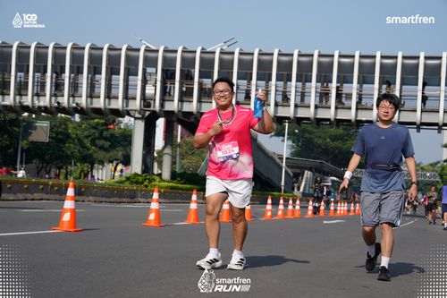 Race photo from Smartfren Run 2025 