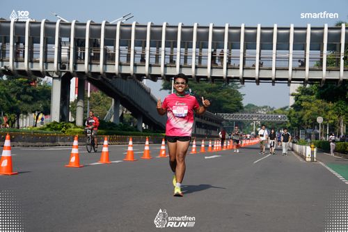 Race photo from Smartfren Run 2025 