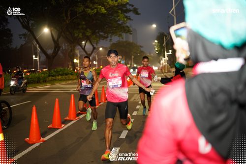 Race photo from Smartfren Run 2025 