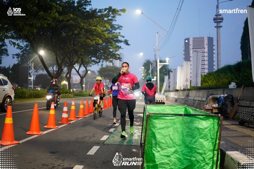 Race photo from Smartfren Run 2025 