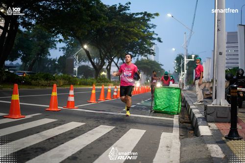 Race photo from Smartfren Run 2025 