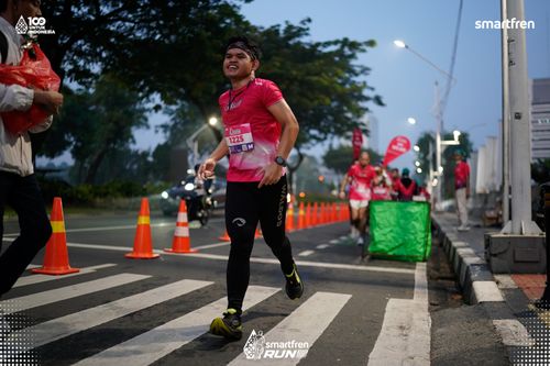Race photo from Smartfren Run 2025 