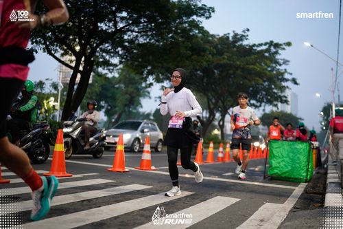 Race photo from Smartfren Run 2025 