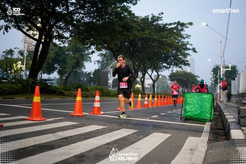 Race photo from Smartfren Run 2025 