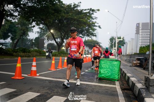 Race photo from Smartfren Run 2025 